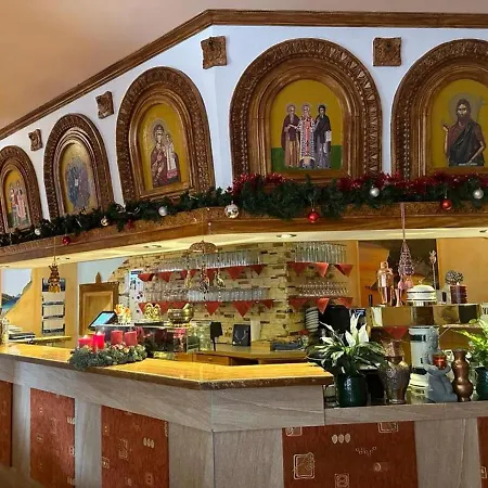 Отель Mansfelder Hof Лютерштадт-Айслебен