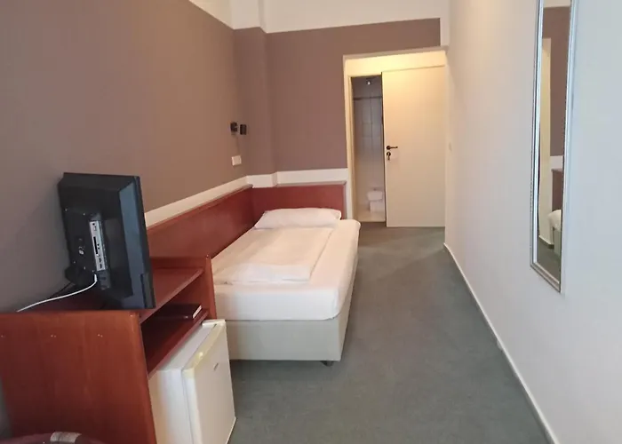 Szálloda Mansfelder Hof 3*